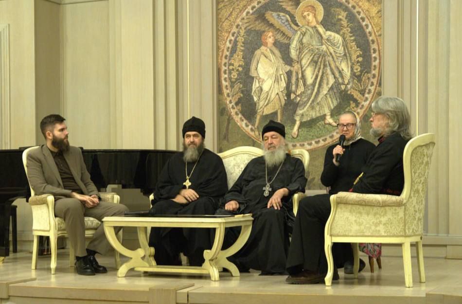 Роман Голованов: Столько людей сегодня пришло послушать и рассказать о нашем любимом старце Ипполите (Халине)