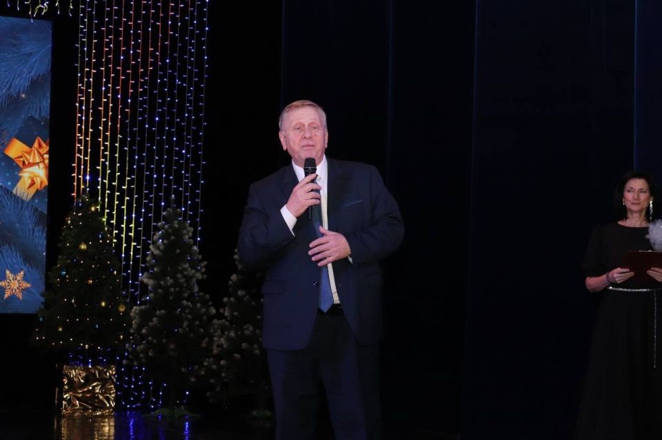 ������� ����� �����������