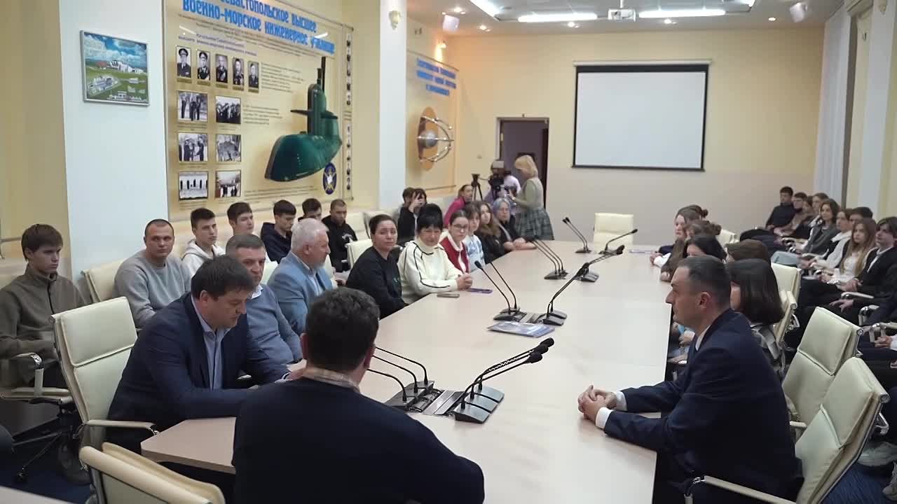 Михаил Развожаев: На базе СевГУ в Голландии открылся филиал Малой академии наук