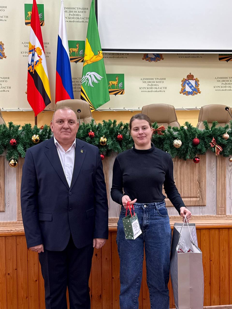 Сегодня в нашем районе прошло знаменательное мероприятие, на котором дети – сироты получили ключи от своих новых квартир