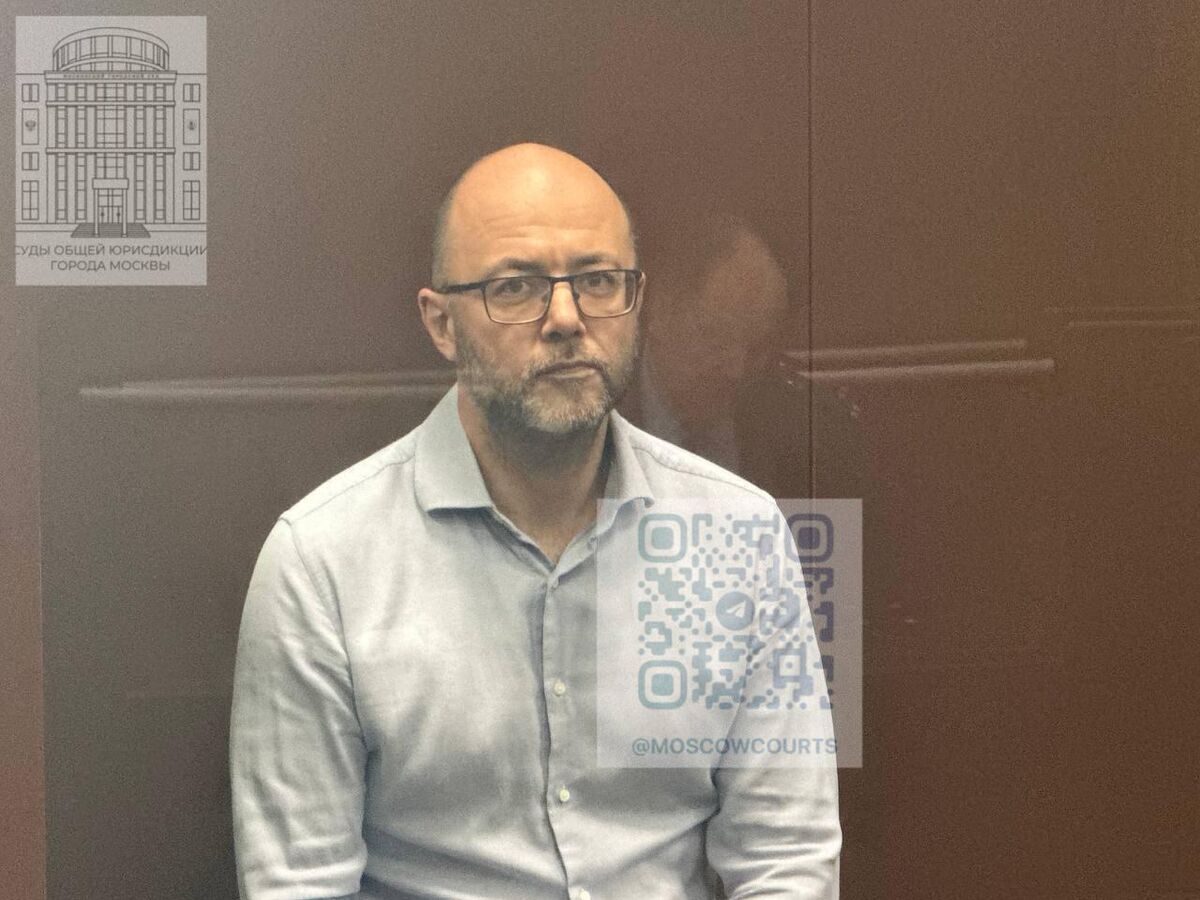 Хинштейн попросил исключить из ЕР супругу осужденного курского экс-депутата