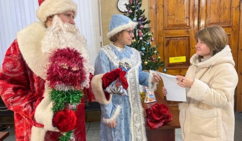 Курянам справки ? наличии и отсутствии судимости выдавал Дед Мороз