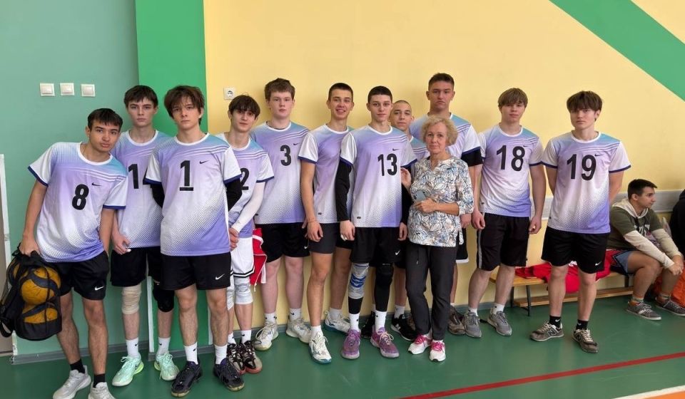 Курские школьники завоевали призы на волейбольной спартакиаде