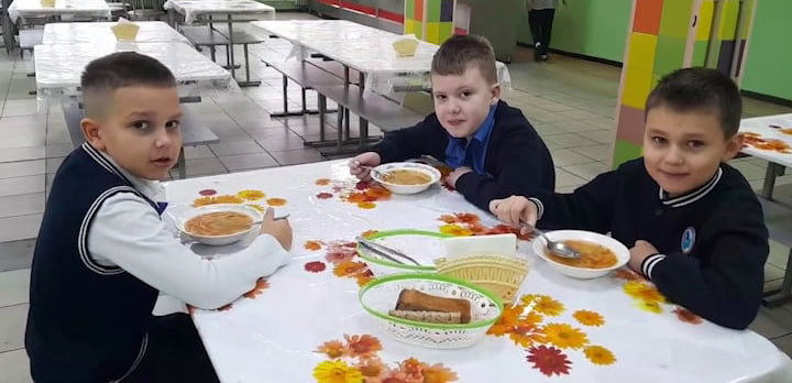 В школе №59 проверили детское питание по просьбе курян