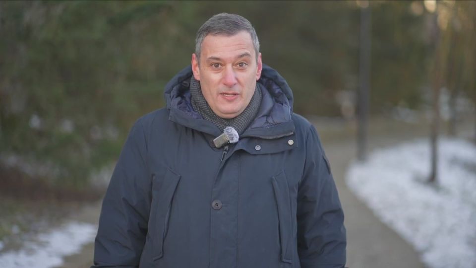 С наступающим! Губернатор Курской области Александр Хинштейн поздравил жителей с Новым годом