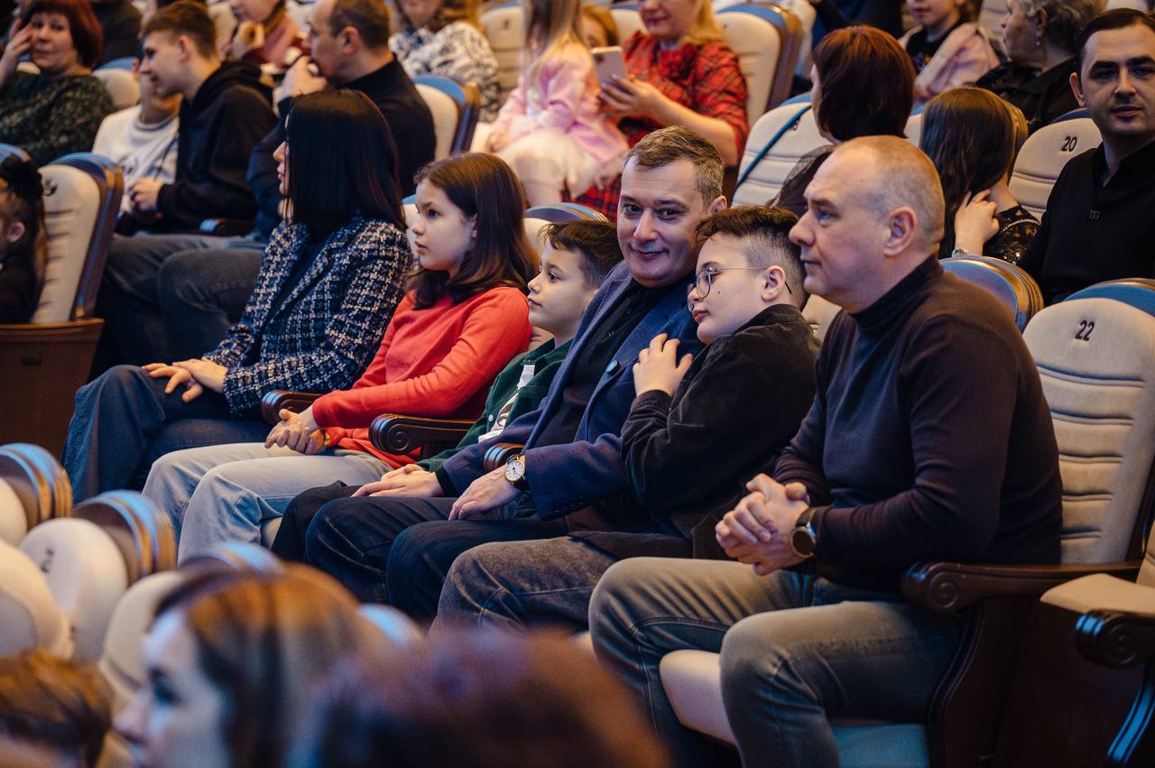 Александр Хинштейн: Музыкально, ярко, сказочно