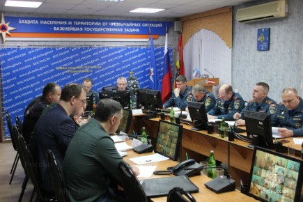 Чтобы Рождественские богослужения прошли без происшествий: в Курске обсудили вопросы безопасности