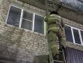 В Курской области спасли человека из запертой квартиры