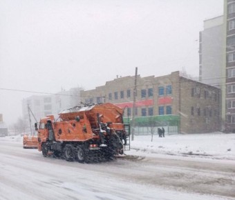 На дорогах Курска работают 68 единиц техники