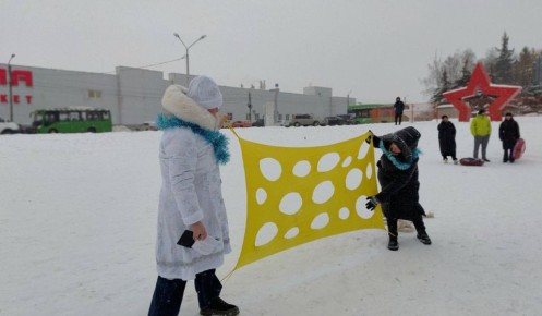 В Курске для детей Железнодорожного округа организовали зимние забавы