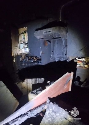 Свеча стала причиной пожара в Железногорске Курской области