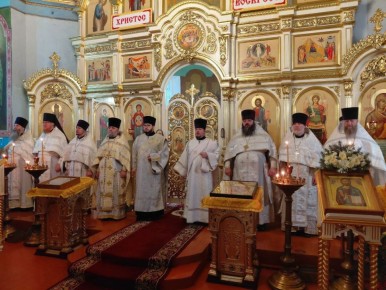 Сергей Цуканов: 9 января, в день памяти апостола первомученика и архидиакона Стефана, попразднство Рождества Христова, присутствовал на Божественной литургии, которую совершил епископ Железногорский и Льговский...