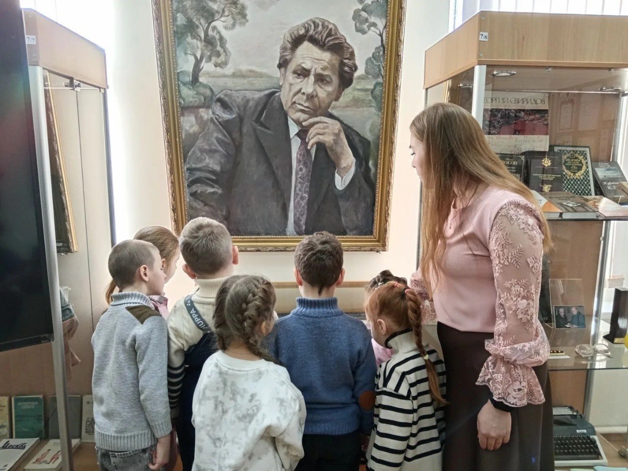 В Курске дошкольники и родители участвовали в «Носовском марафоне» к 101-летию писателя