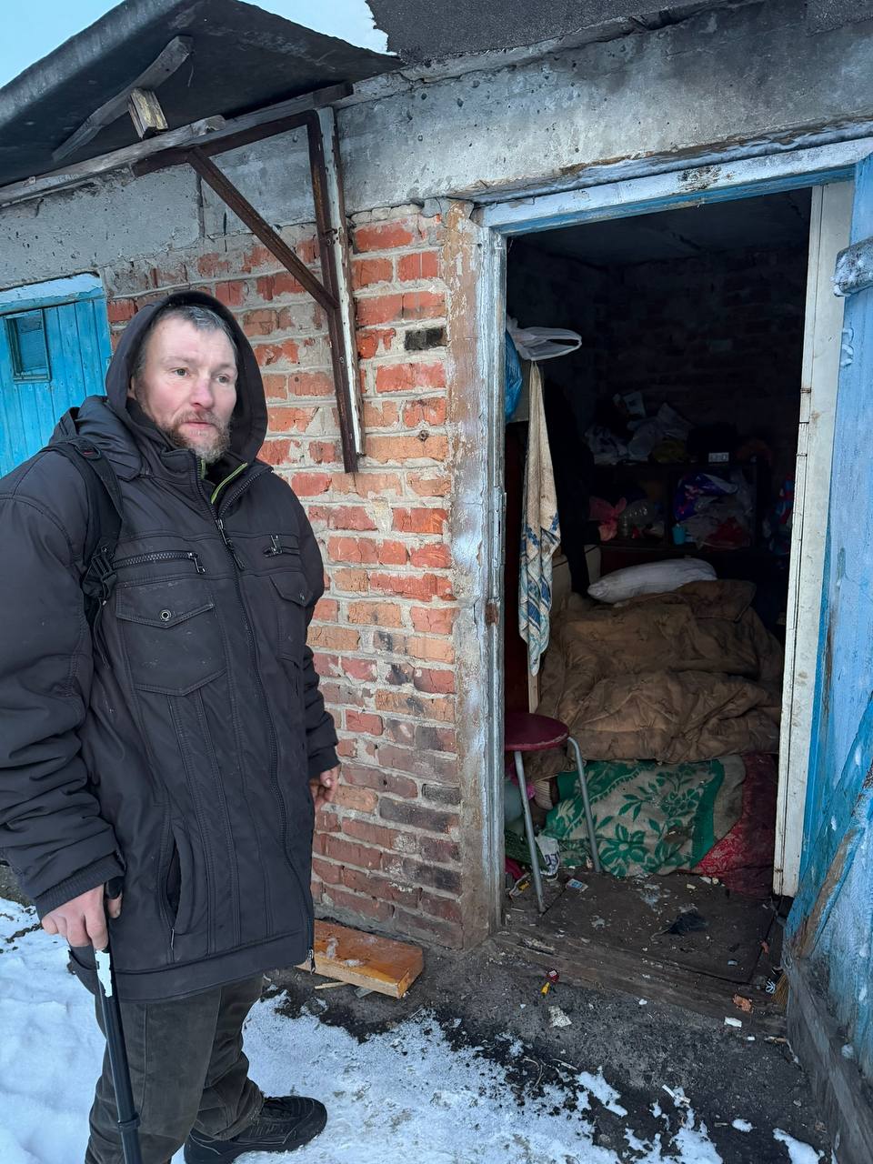 Мужчина из Москвы 3 месяца живёт в сарае Курска после обмана работодателя