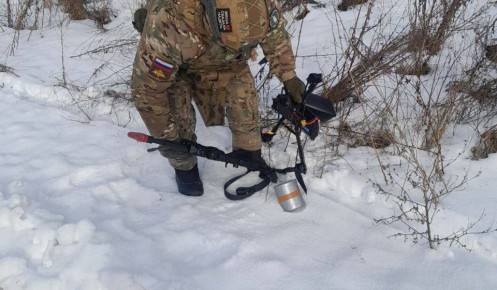 В Глушковском районе бойцы отряда "БАРС-Курск" сбили беспилотник на оптоволокне