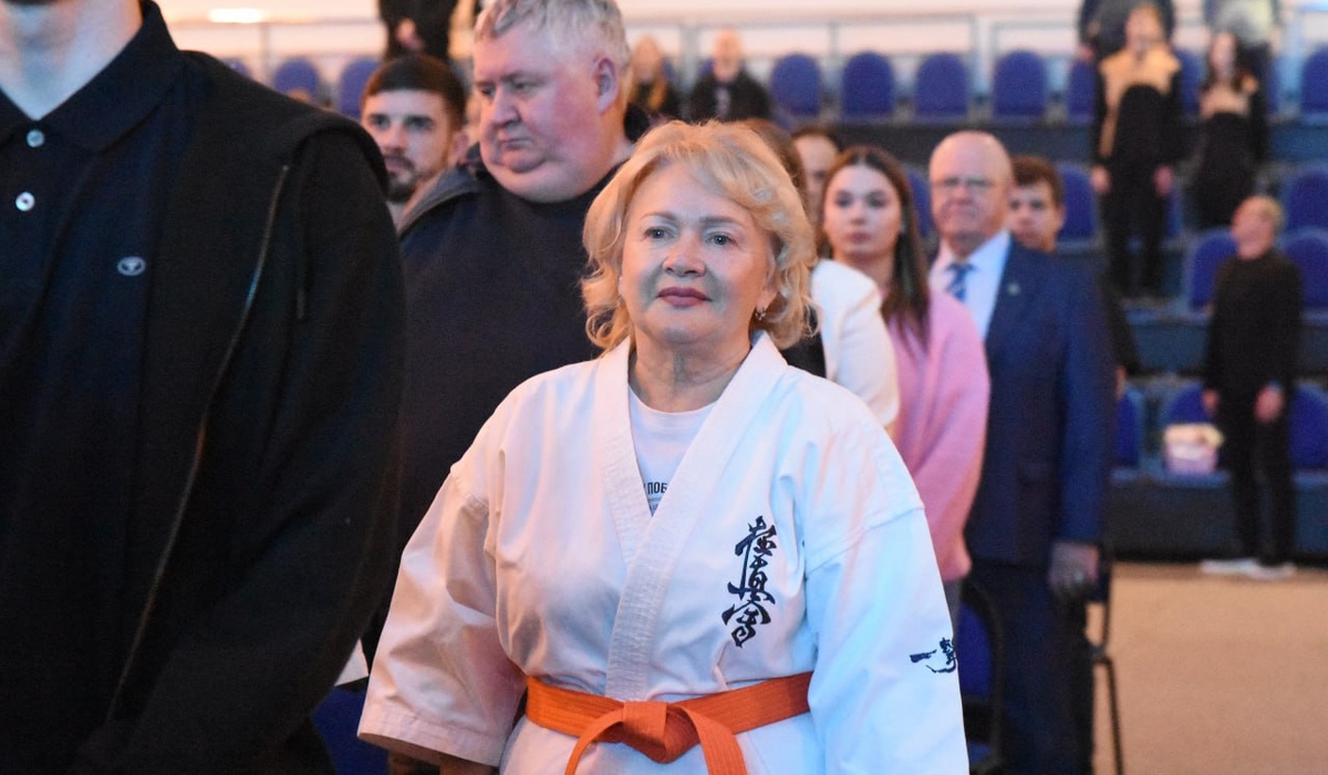 Жители Курской области могут вернуть до 19 500 рублей за спорт родителей