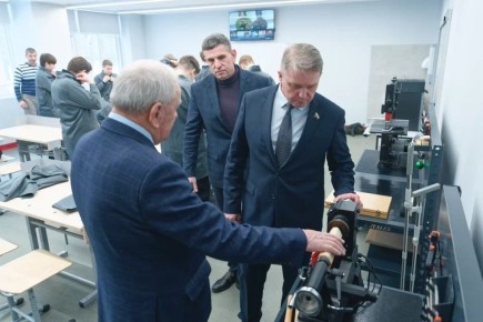 Александр Михайлов: Хорошие новости для учеников и педагогов 13 школы!