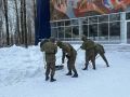 Город вышел на борьбу со снегом, который шел всю ночь