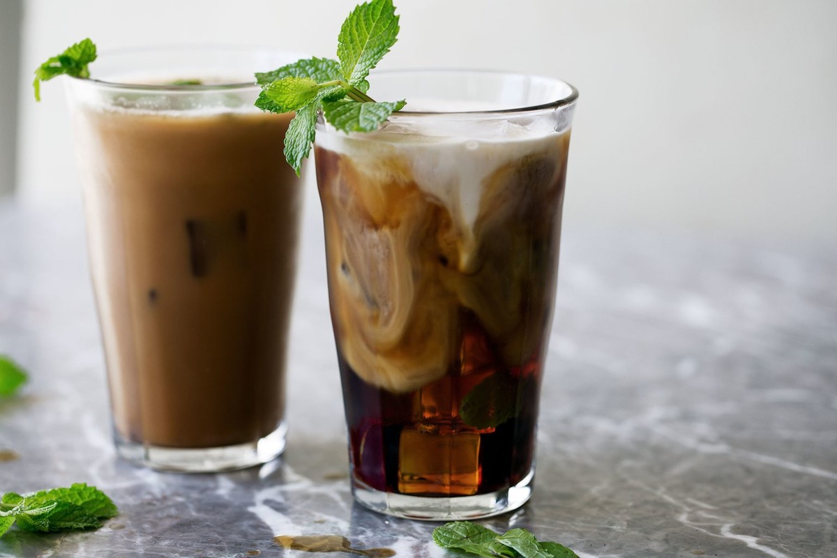 Кофе с мятой: уникальный напиток для жарких дней