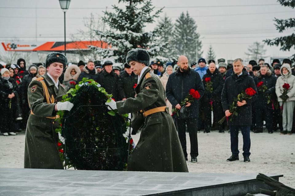 1 ������ ������ ��������� ����� � 83-� ��������� ������������ ������