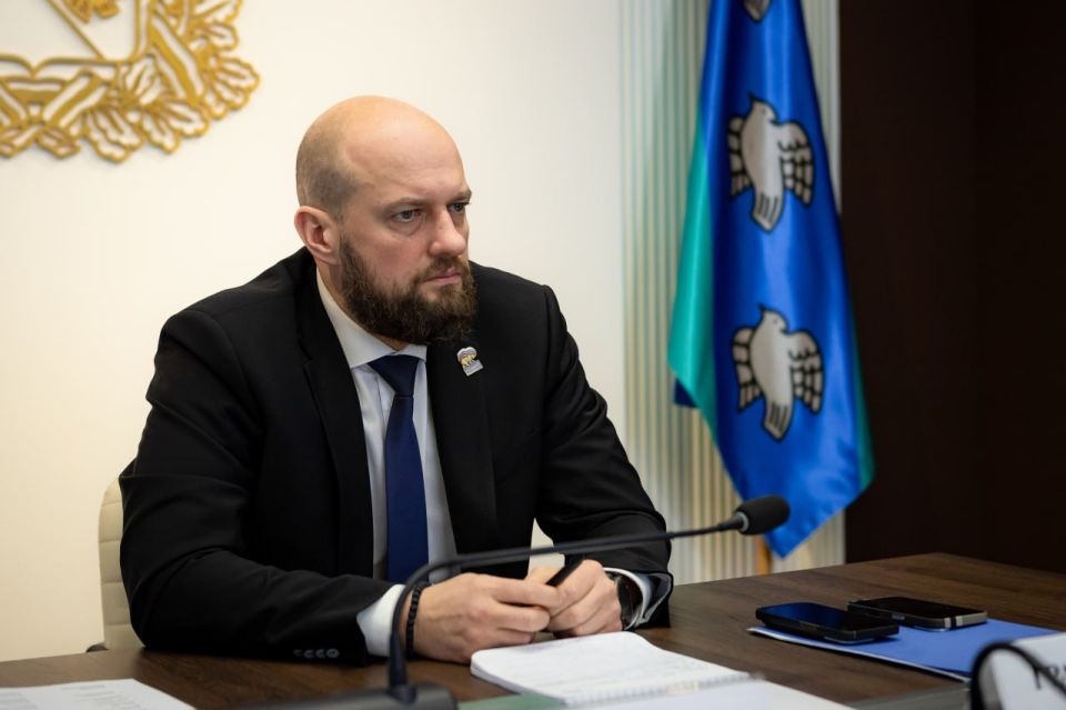 � ������ � ������ ����� ��������� ������������ ������