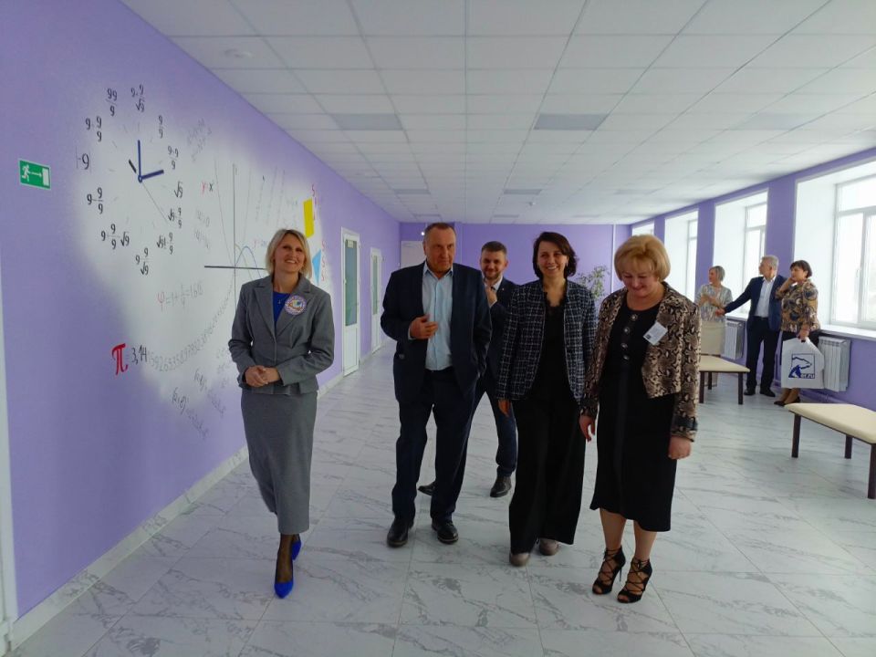 Михаил Игнатов: Черемисиновскую школу торжественно открыли после ремонта