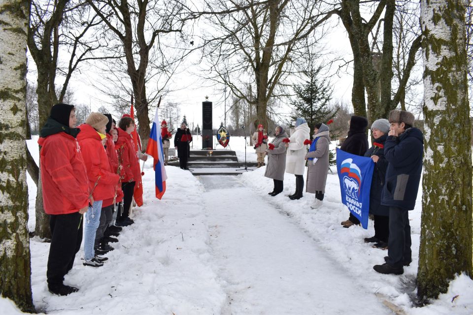 13 февраля в селе Рышково прошёл торжественный митинг, посвящённый 83-ей годовщине освобождения Михайловского (Железногорского) района от немецко-фашистских захватчиков