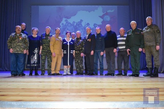 Сегодня в Конышевском районном Доме культуры состоялось мероприятие, посвященное Дню вывода советских войск из Афганистана