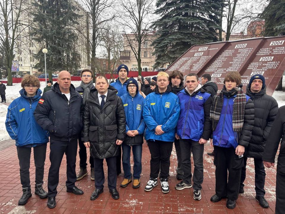 Молодежь ЛДПР приняла участие в митинге в честь воинов-интернационалистов