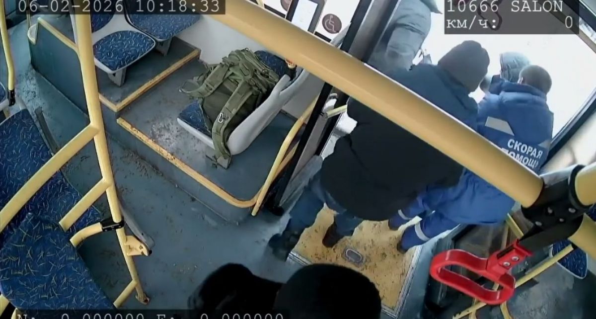 Водитель курского автобуса спас пассажира с эпилепсией