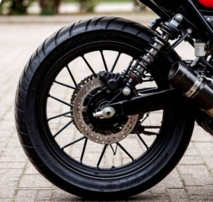 С юного мотоциклиста требует более миллиона рублей морального вреда сбитый им курянин