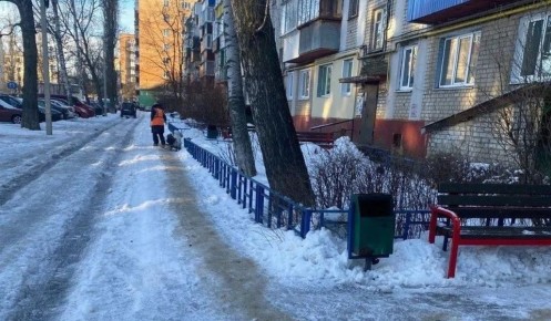 В Курске нашли 7 нарушений при благоустройстве дворов