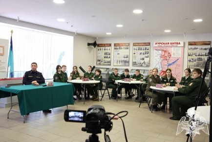 Подшефные воспитанники управления Росгвардии по Курской области приняли участие в онлайн-турнире городов «Сила в Единстве»