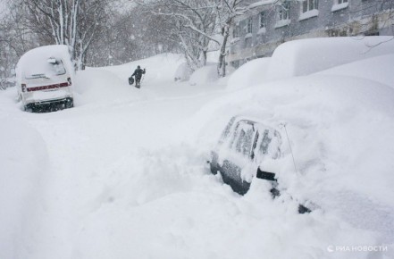 Мэр Курска принял участие в расчистке города от снега