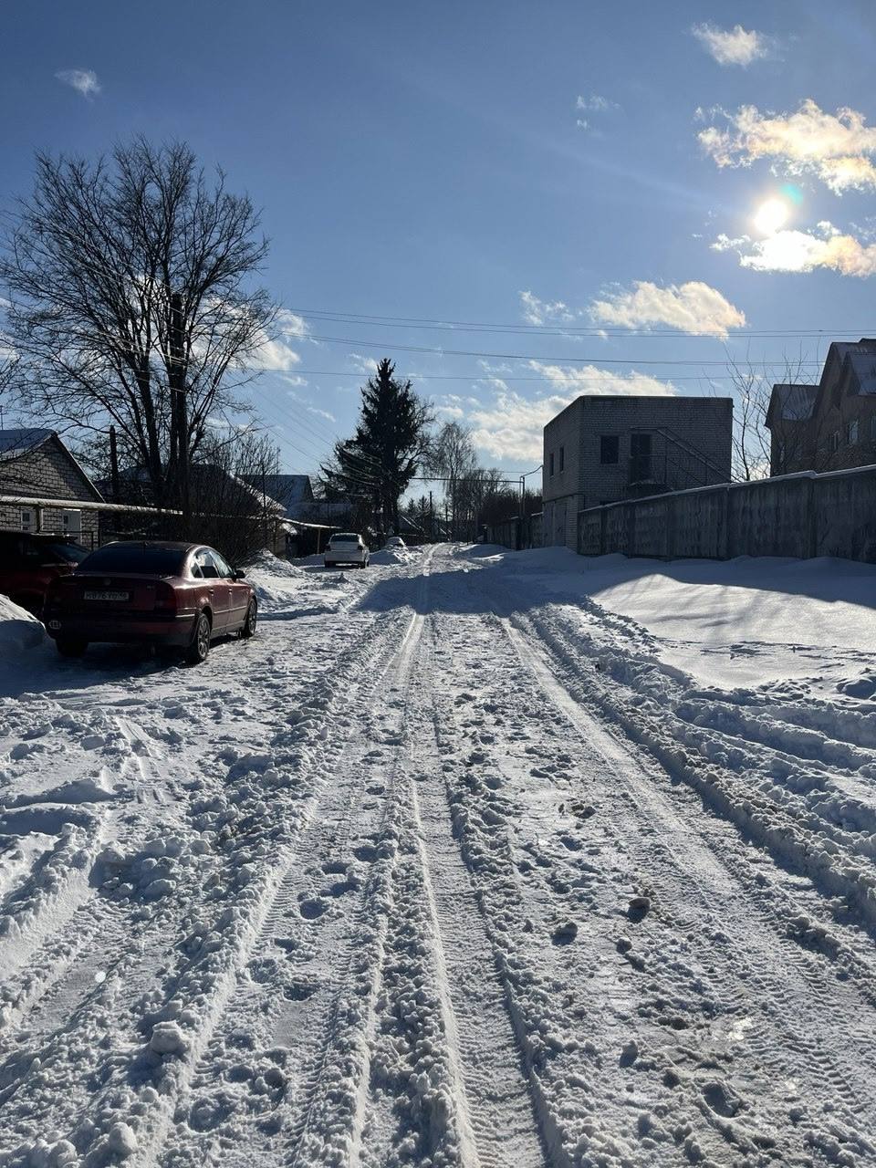 Расчистка от снега продолжается