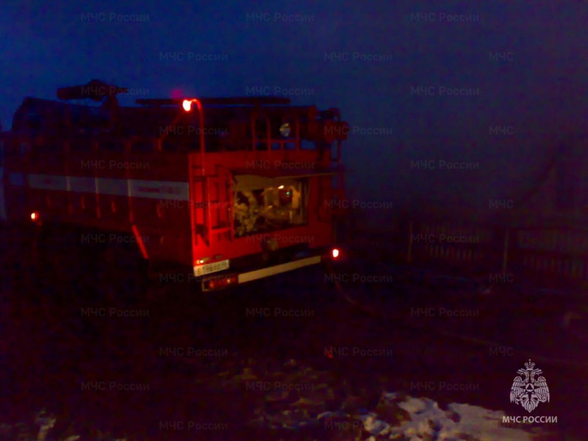 Ночью в центре Курска сгорела легковушка