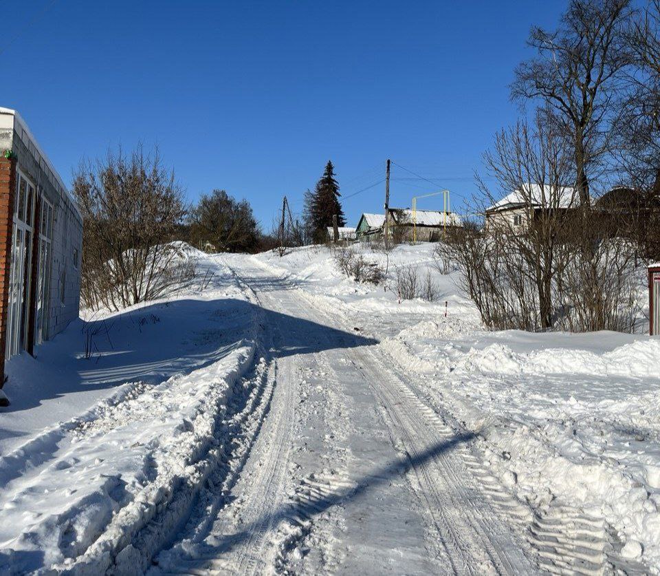 А вы участвуете в субботнике? Присылайте свои снежные фото! Ну или подкиньте тем, кто это делает!