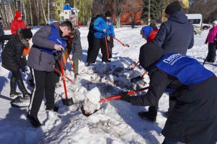 Зима не сдаётся, а мы — не унываем!