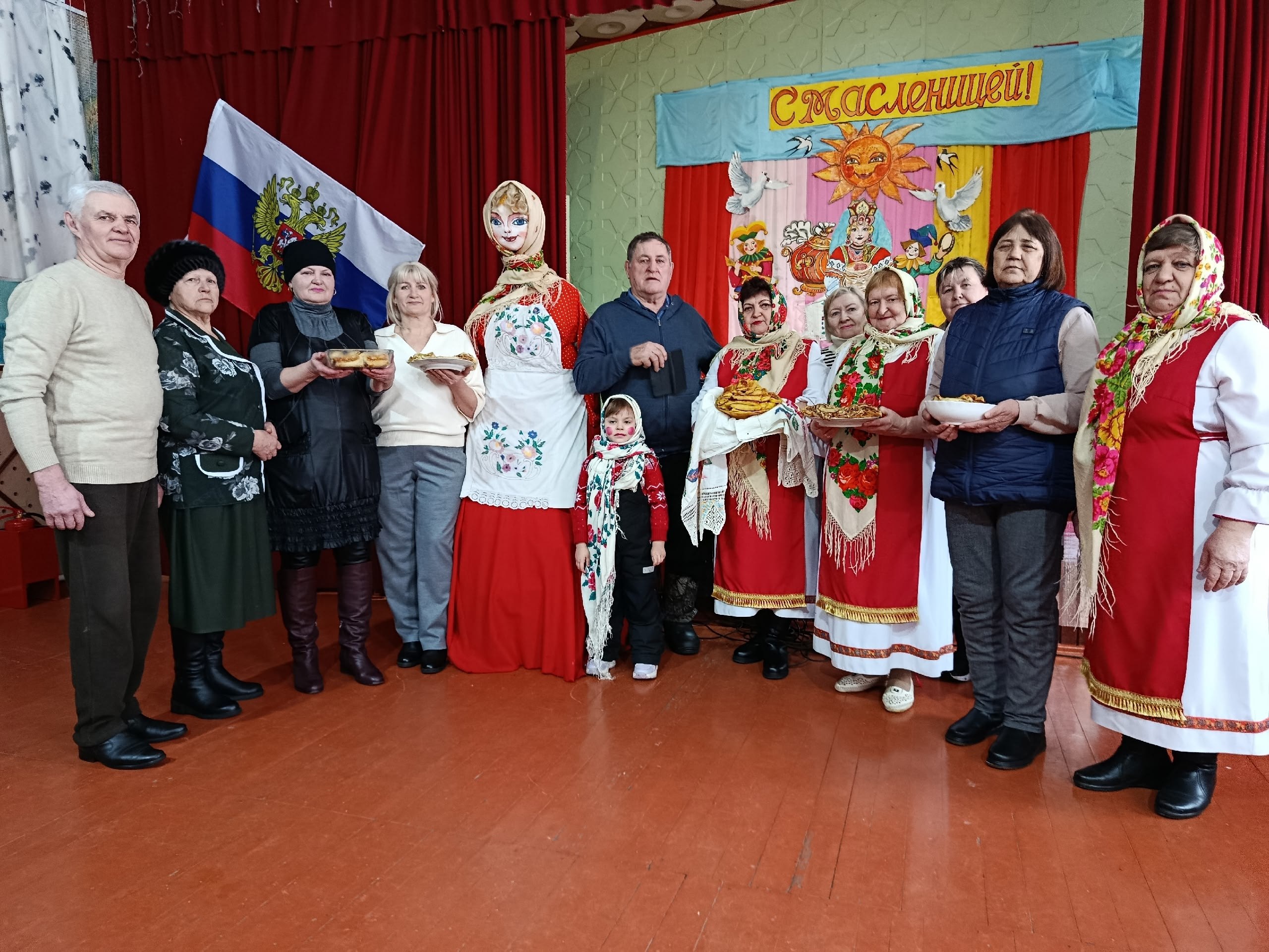 За неделю до Великого поста, за семь недель до наступления Пасхи справляется Масленица – самый веселый, шумный, народный праздник