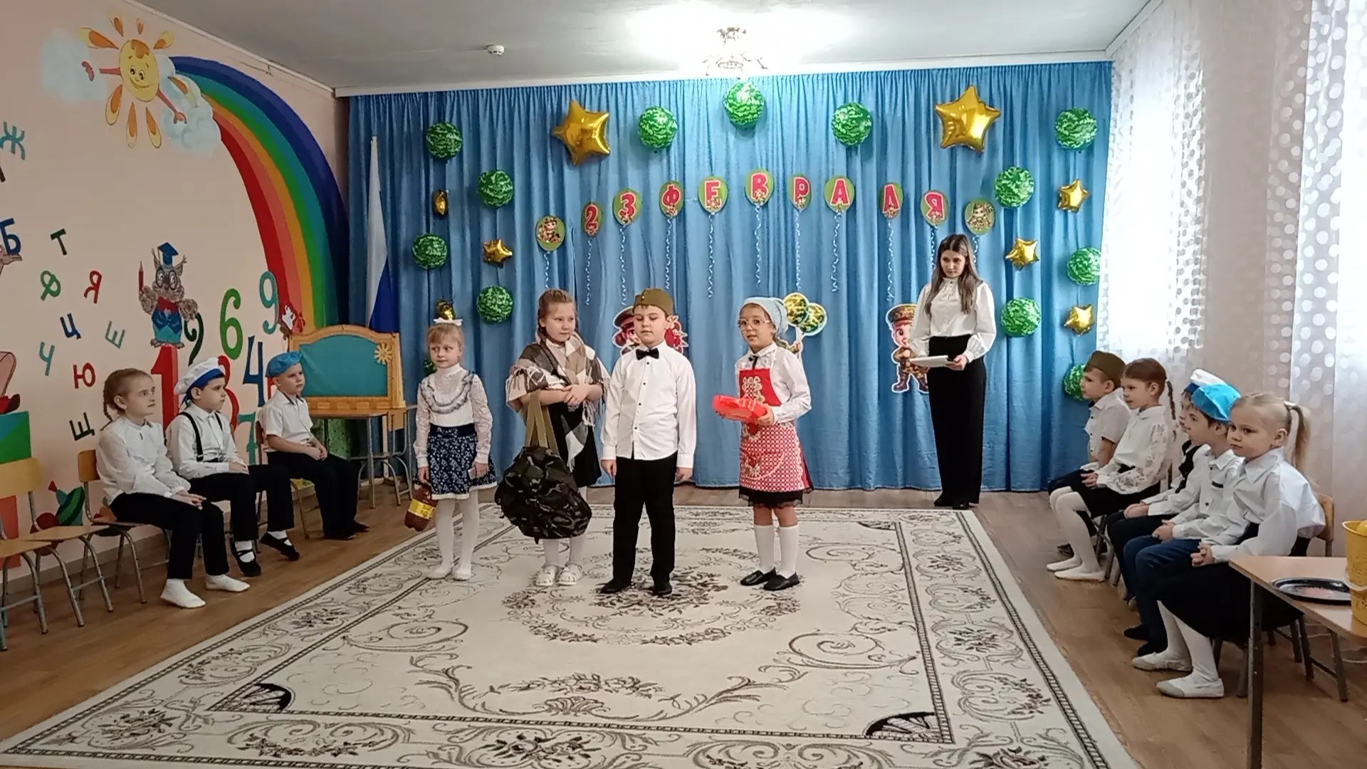 В преддверии Дня защитника Отечества по традиции в детском саду №3 прошло развлечение "Есть такая профессия-Родину защищать!"