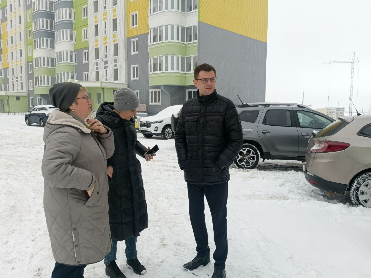 Куряне могут жаловаться на УК в комитет ЖКХ, сообщает администрации города Курска