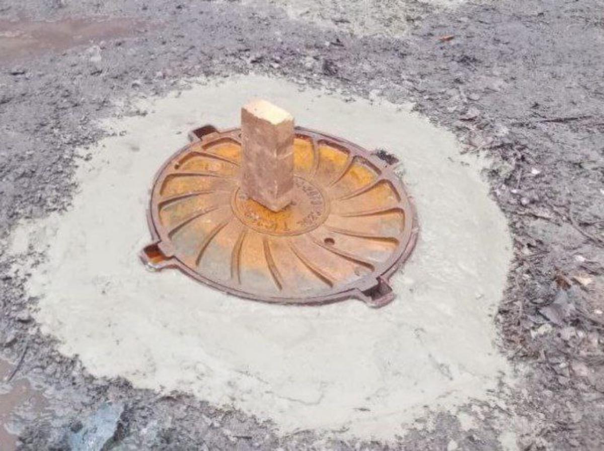 В Курске участились обращения на открытые канализационные люки