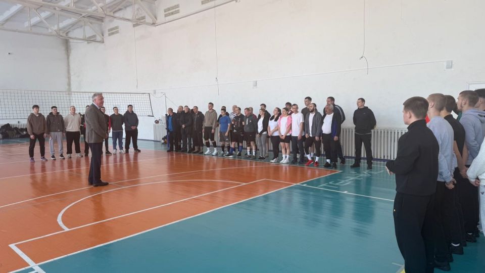 Виктор Кожухов: В спортивных залах в д.Жерновец состоялся волейбольный турнир среди команд Золотухинского района, посвященный Дню защитника Отечества, Дню памяти о россиянах, исполнявших служебный долг за пределами...