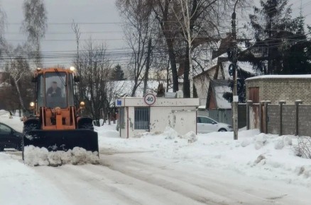 В частном секторе Курска расчистили от снега еще семь улиц