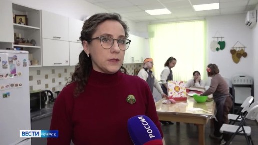 Фабрика добра. Тысячи медицинских ватников и килограммы «счастья»