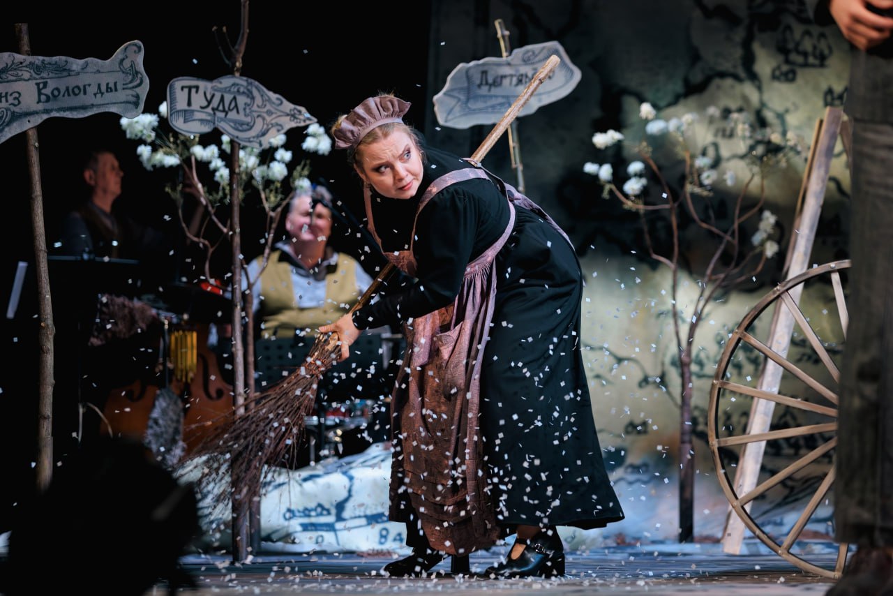 Спектакли 5 городов России представят в Курском драмтеатре с 21 по 26 апреля