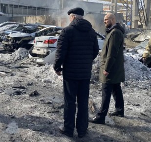 Фото с места падения сбитого беспилотника в Курске опубликовал глава Курска Евгений Маслов