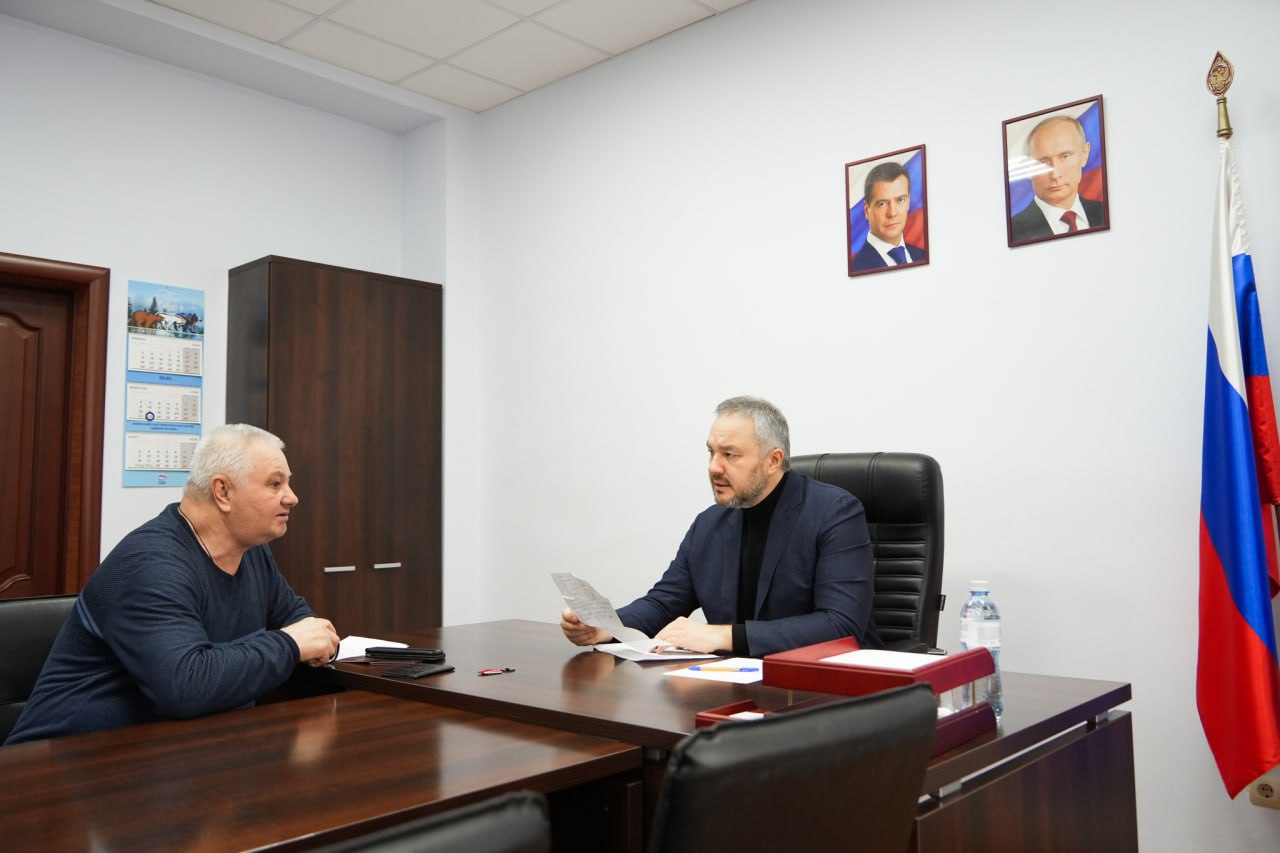 Восстановить бумаги, подтвердить факты – в приемную партии обратились родители погибших в зоне СВО военных