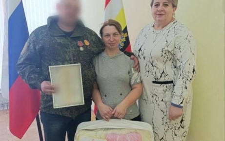 В Мантуровском районе Курской области у семьи участника СВО родился седьмой ребенок