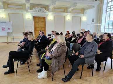 ������ �������� ��������� ������� � ��������������� ������